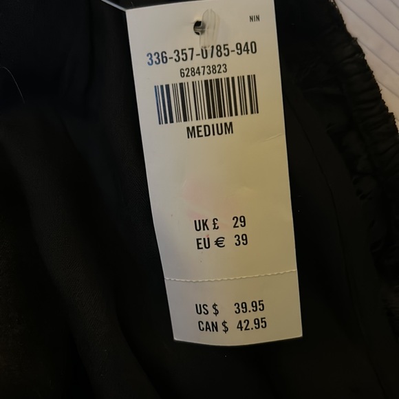 Hollister Black Lace Off-The-Shoulder Top NWT - Picture 8 of 9